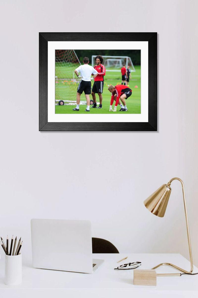 Shown hanging in a room: Modern 14"x12" (36x31cm)