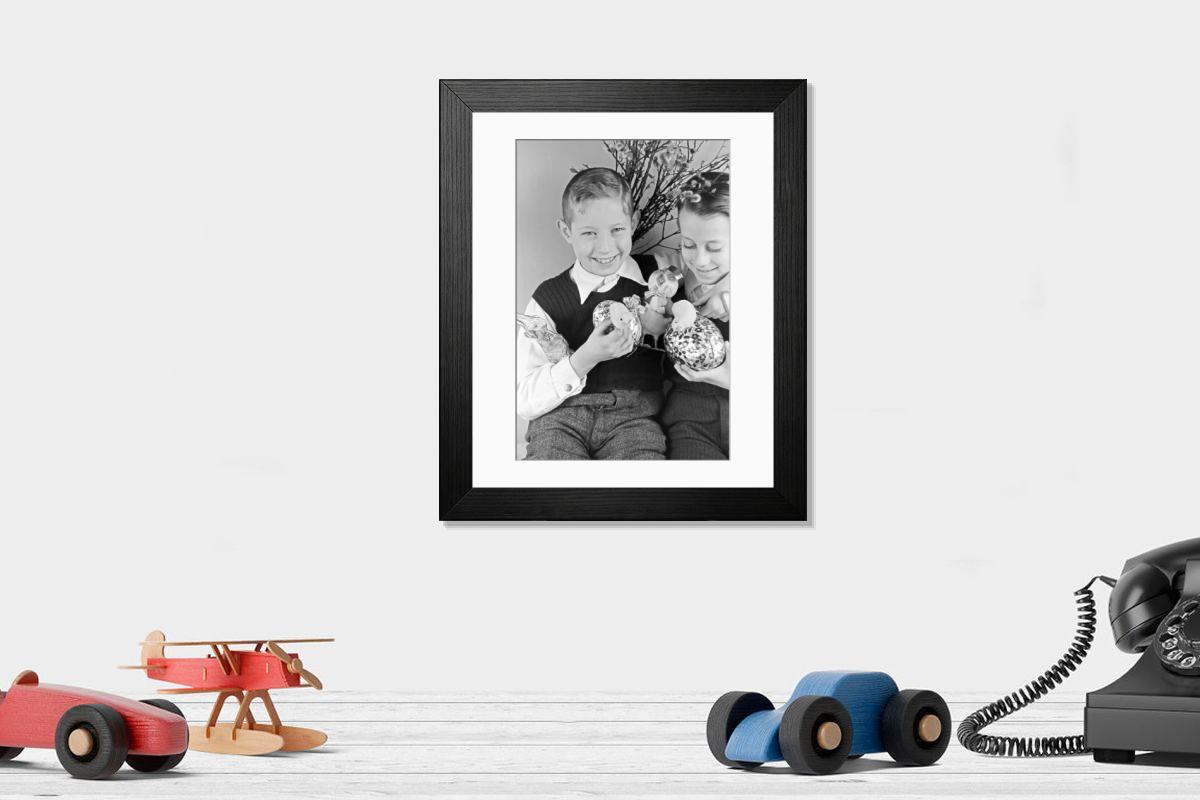 Shown hanging in a room: Modern 14"x12" (36x31cm)