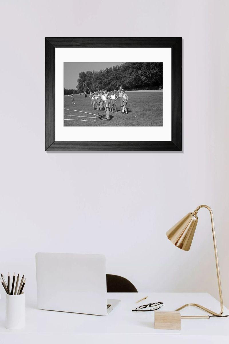 Shown hanging in a room: Modern 14"x12" (36x31cm)