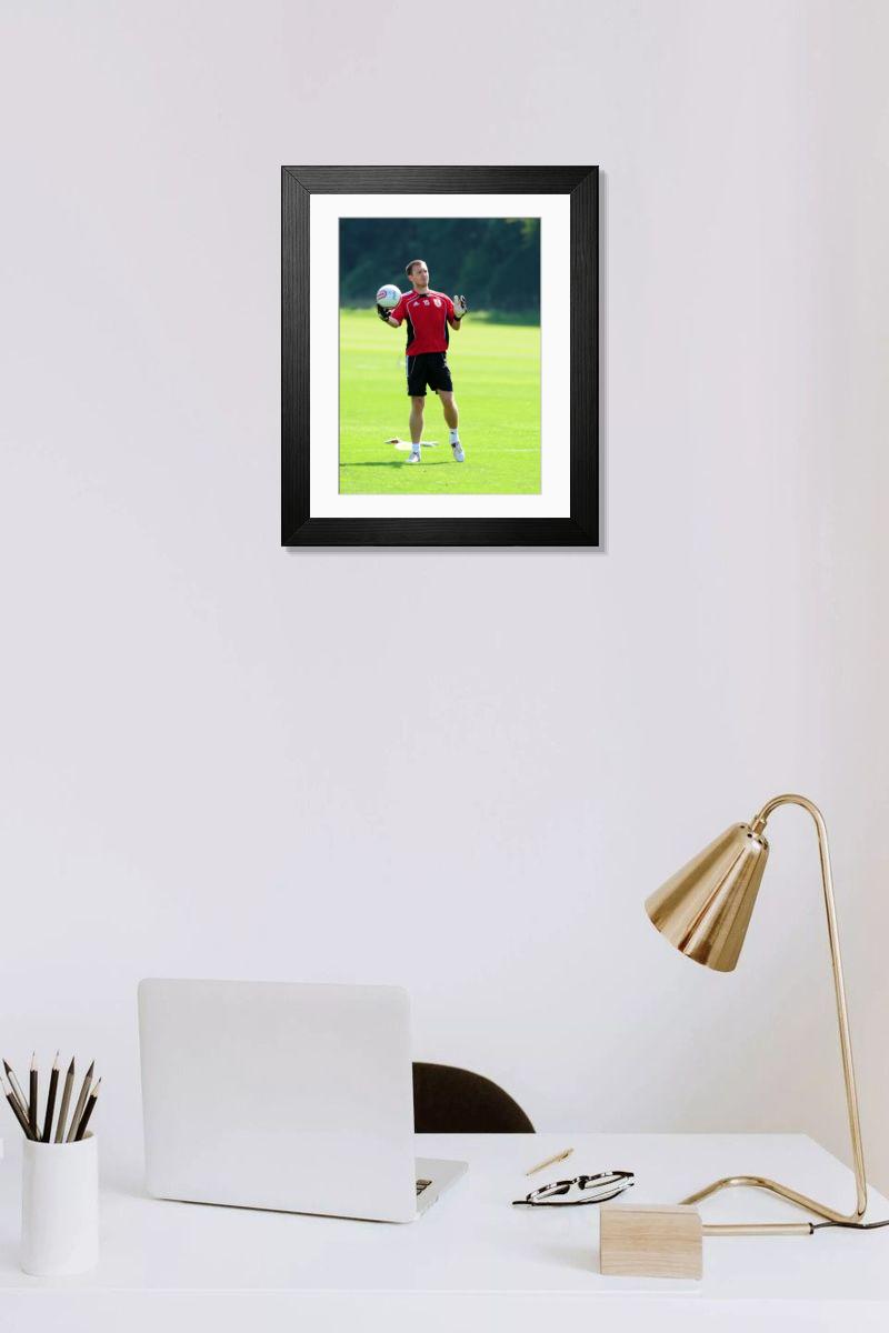 Shown hanging in a room: Modern 14"x12" (36x31cm)