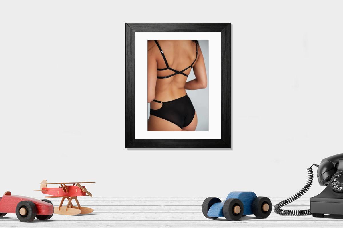 Shown hanging in a room: Modern 14"x12" (36x31cm)