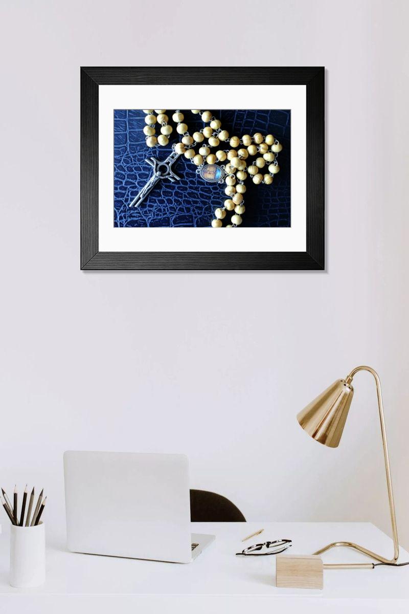 Shown hanging in a room: Modern 14"x12" (36x31cm)