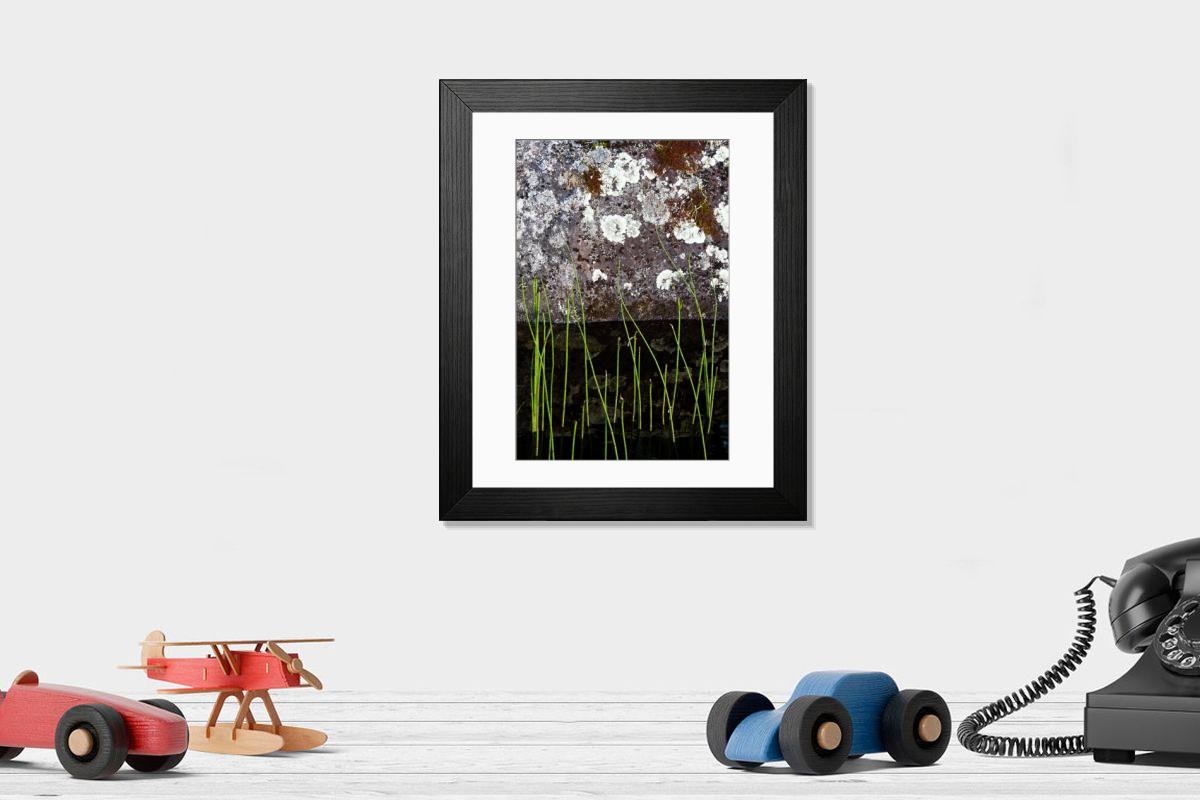 Shown hanging in a room: Modern 14"x12" (36x31cm)