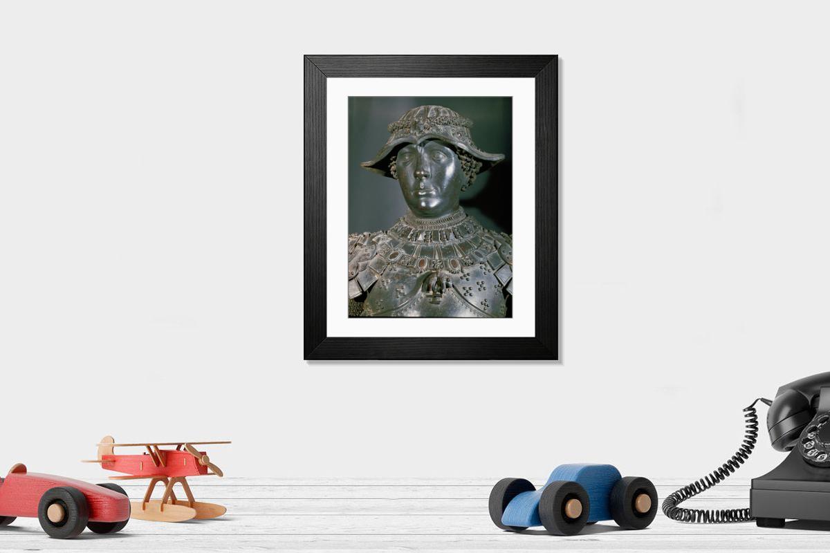 Shown hanging in a room: Modern 14"x12" (36x31cm)