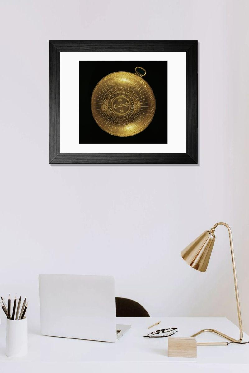 Shown hanging in a room: Modern 14"x12" (36x31cm)