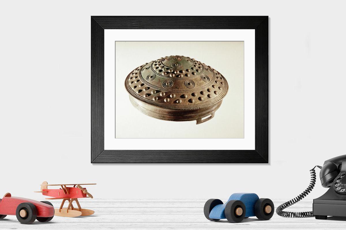 Shown hanging in a room: Modern 14"x12" (36x31cm)