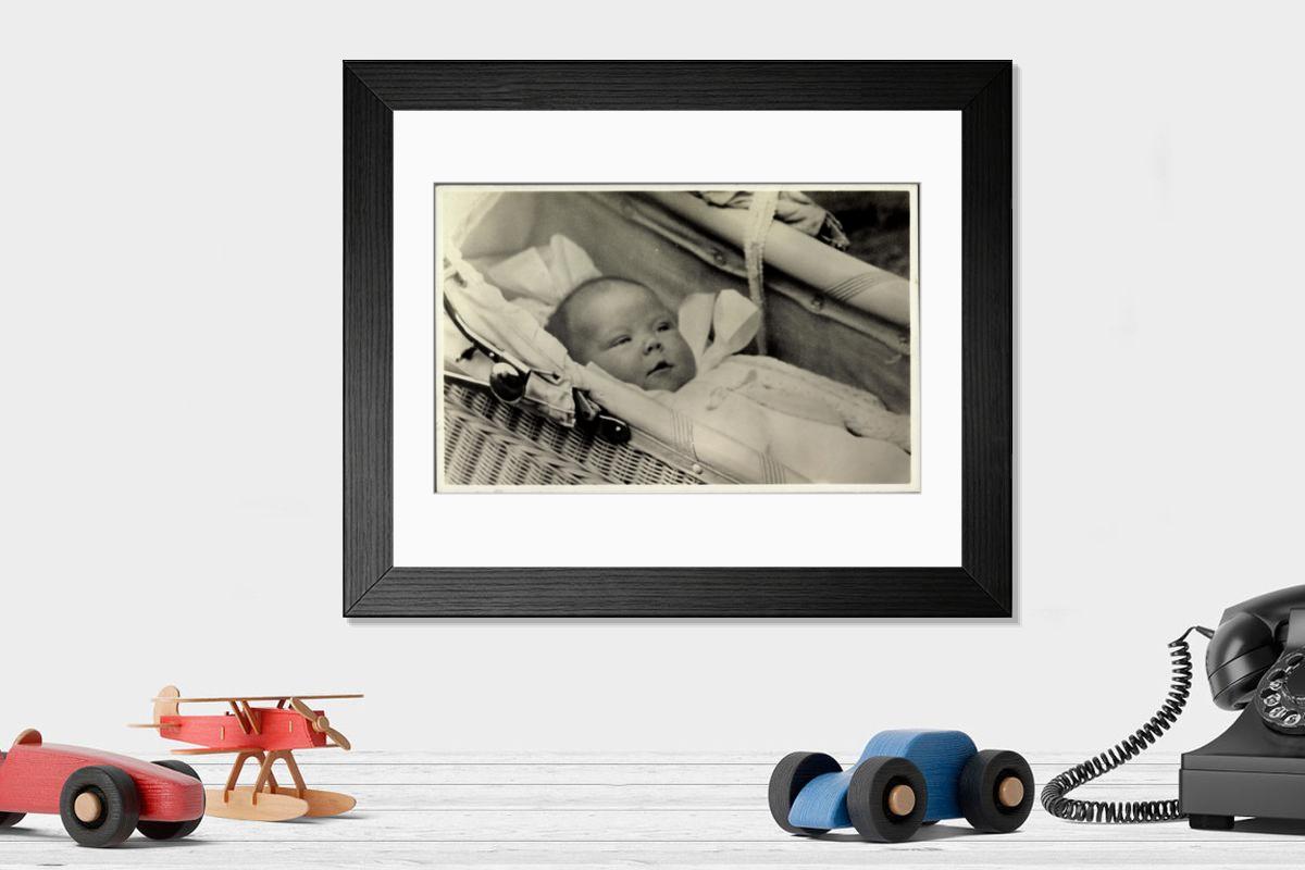 Shown hanging in a room: Modern 14"x12" (36x31cm)