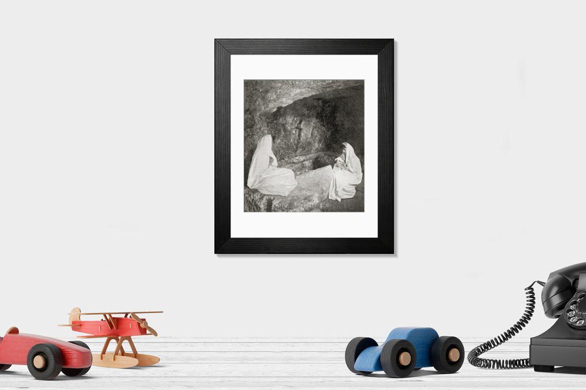 Shown hanging in a room: Modern 14"x12" (36x31cm)