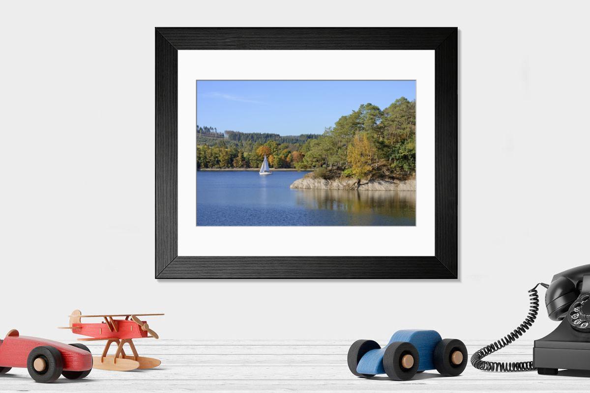 Shown hanging in a room: Modern 14"x12" (36x31cm)