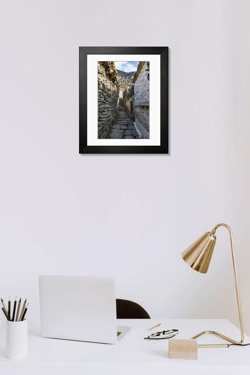 Shown hanging in a room: Modern 14"x12" (36x31cm)