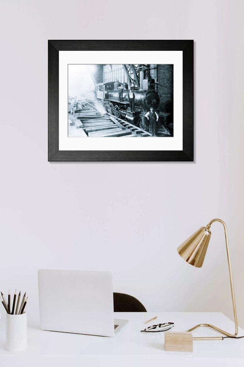 Shown hanging in a room: Modern 14"x12" (36x31cm)