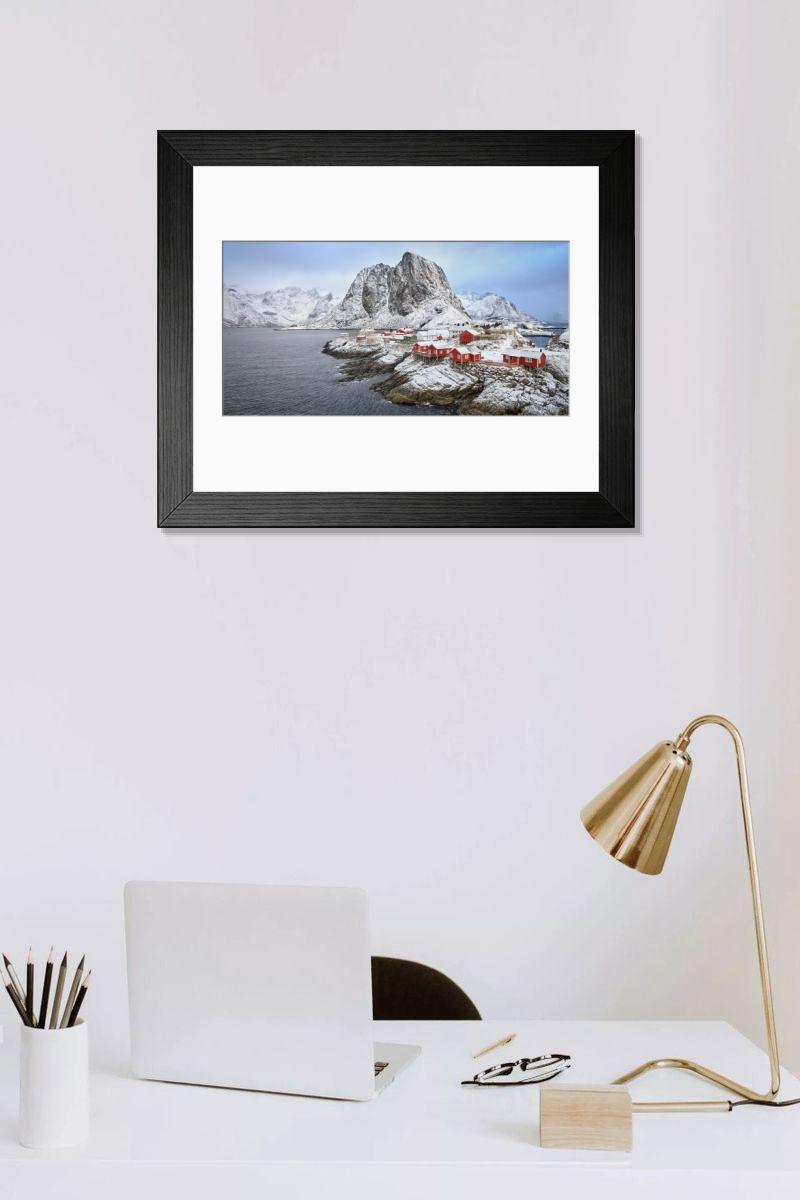 Shown hanging in a room: Modern 14"x12" (36x31cm)