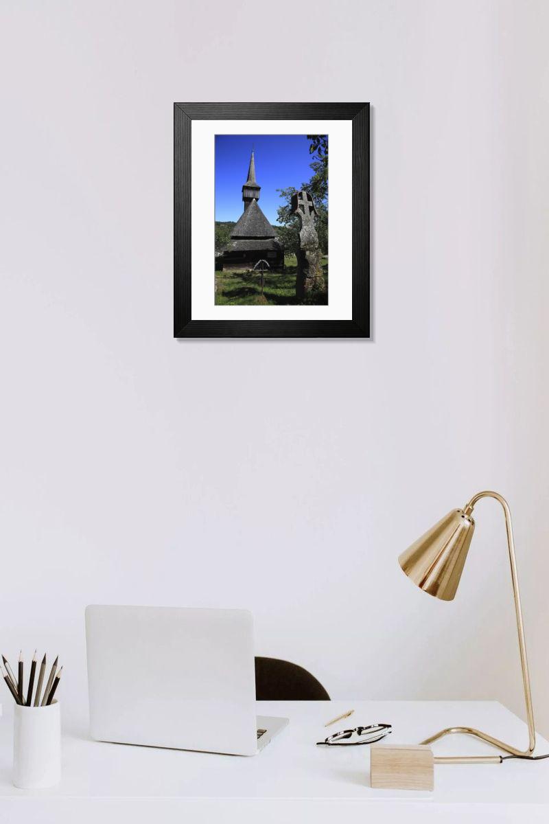 Shown hanging in a room: Modern 14"x12" (36x31cm)
