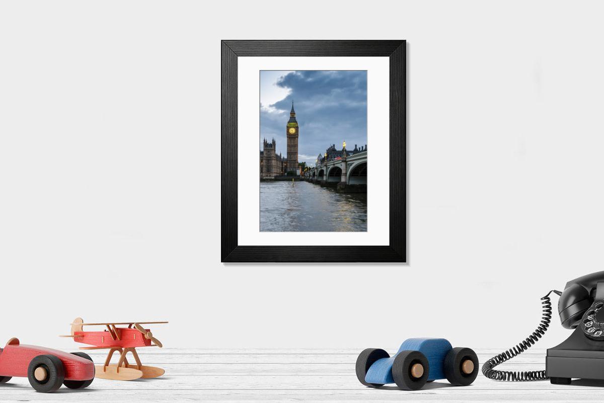 Shown hanging in a room: Modern 14"x12" (36x31cm)
