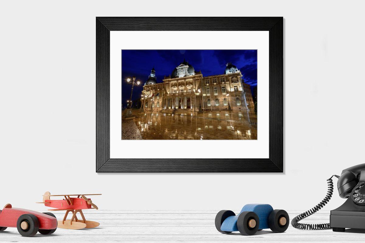 Shown hanging in a room: Modern 14"x12" (36x31cm)