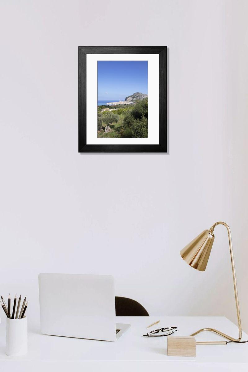 Shown hanging in a room: Modern 14"x12" (36x31cm)