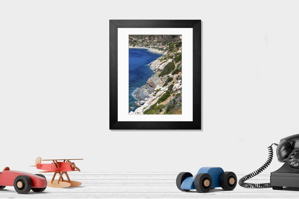 Shown hanging in a room: Modern 14"x12" (36x31cm)