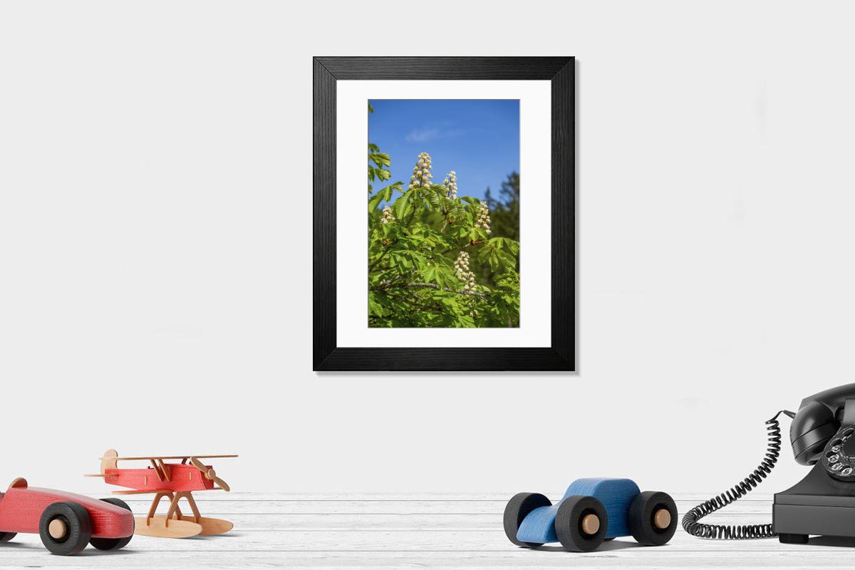 Shown hanging in a room: Modern 14"x12" (36x31cm)