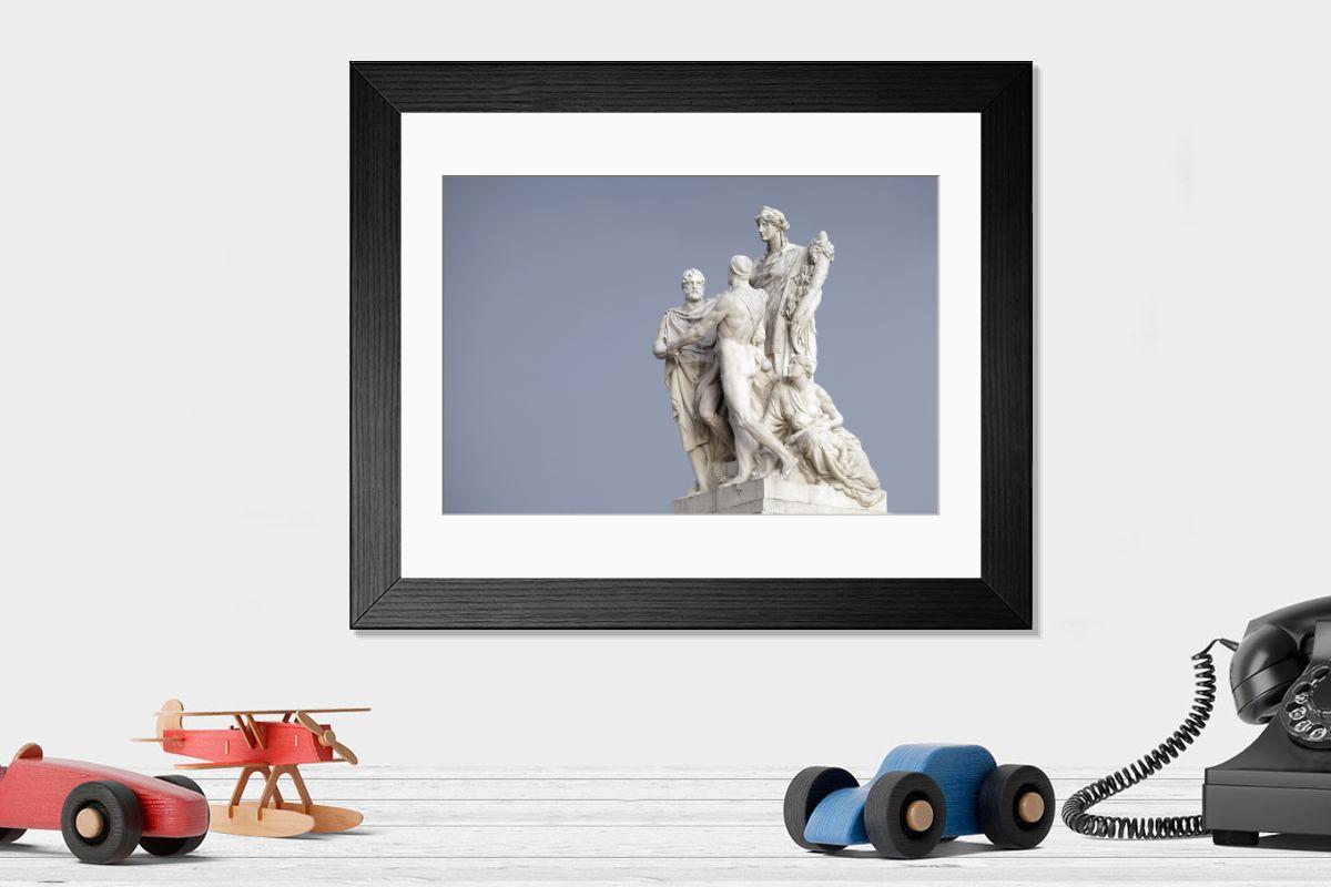 Shown hanging in a room: Modern 14"x12" (36x31cm)