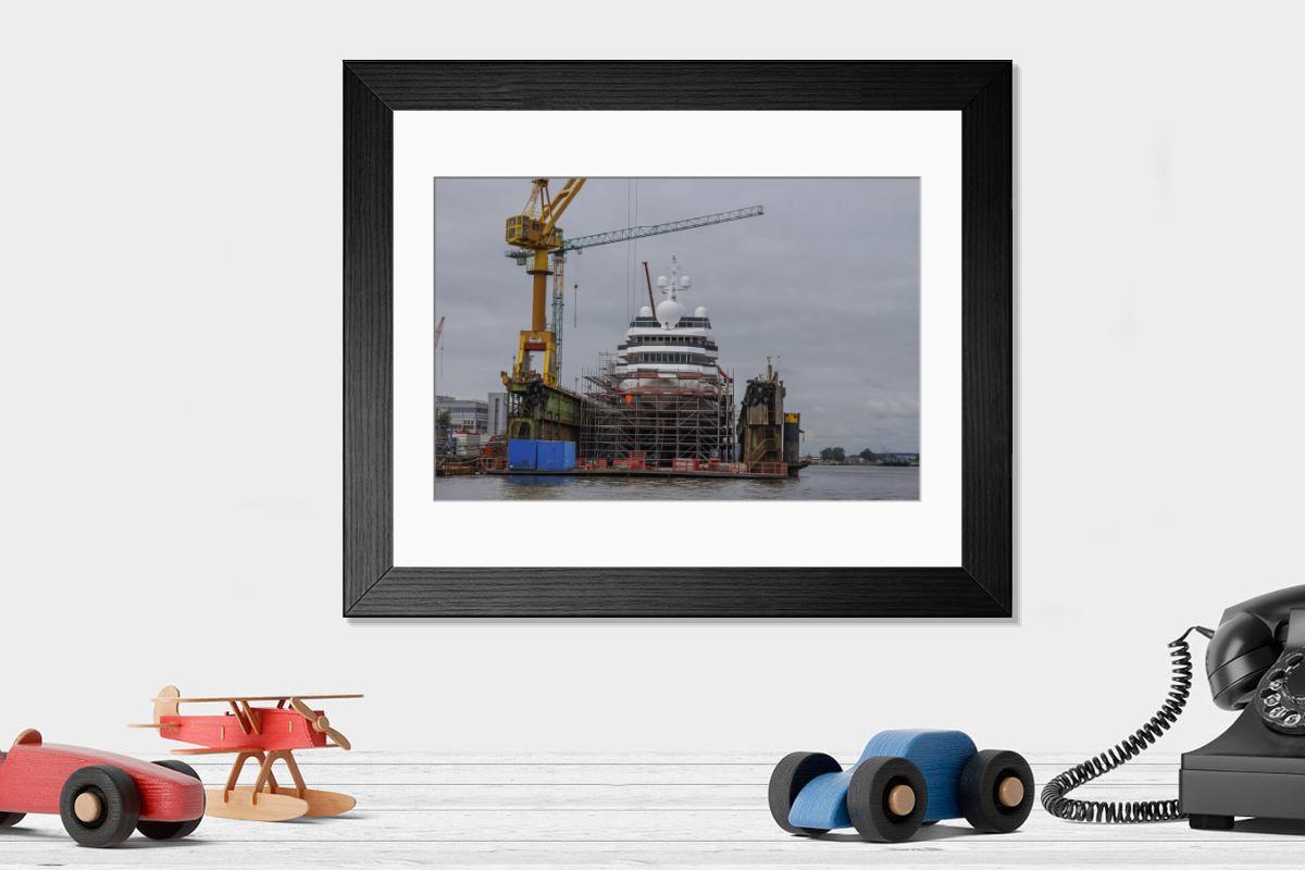 Shown hanging in a room: Modern 14"x12" (36x31cm)