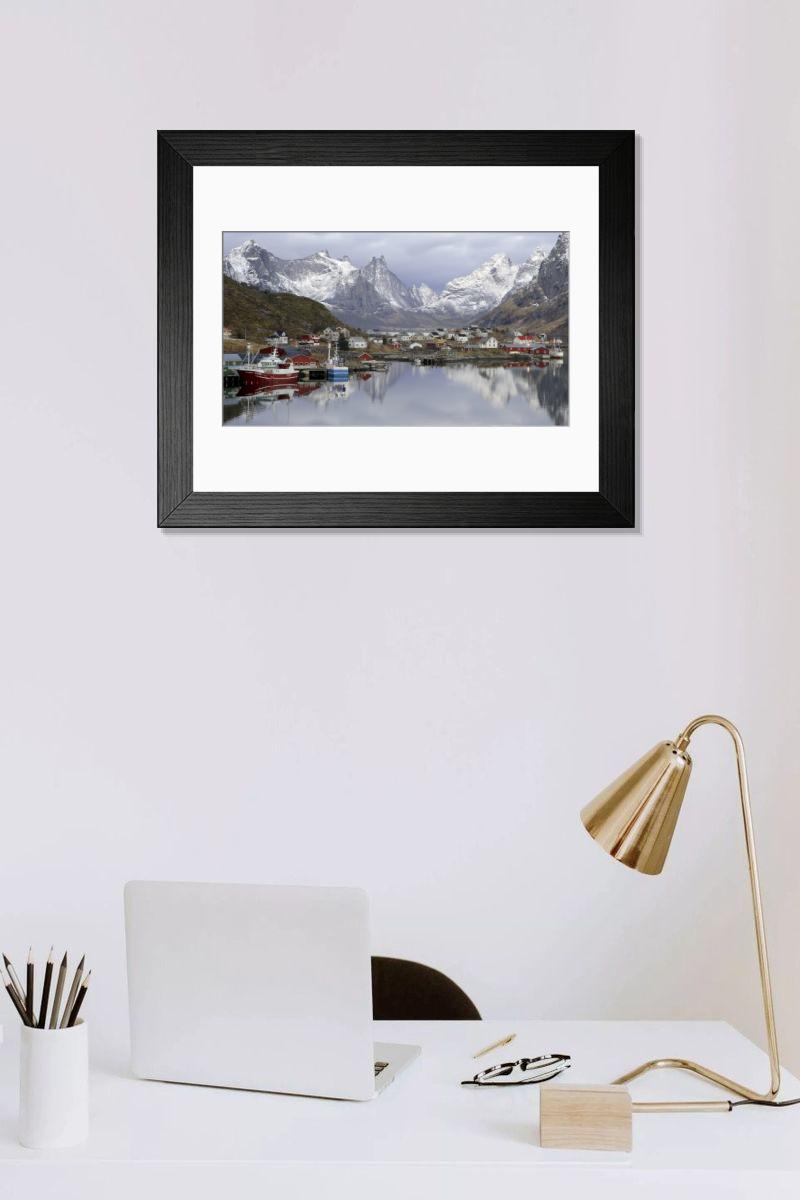 Shown hanging in a room: Modern 14"x12" (36x31cm)