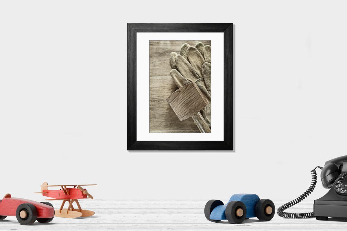 Shown hanging in a room: Modern 14"x12" (36x31cm)