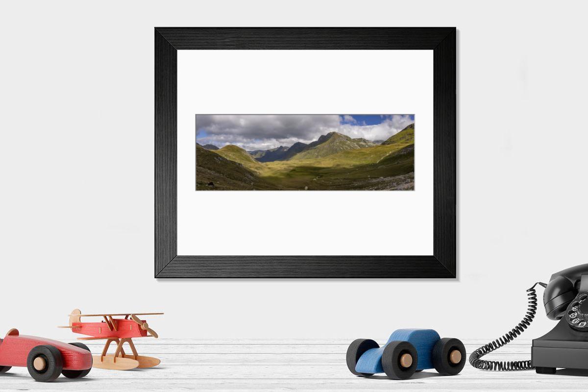 Shown hanging in a room: Modern 14"x12" (36x31cm)