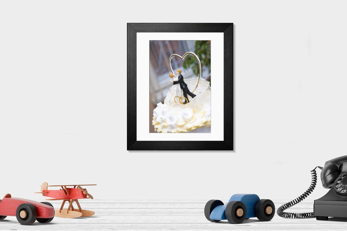 Shown hanging in a room: Modern 14"x12" (36x31cm)