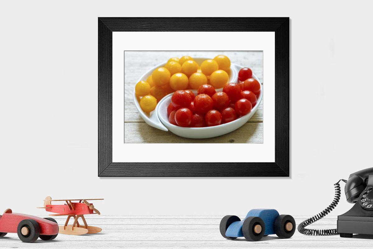 Shown hanging in a room: Modern 14"x12" (36x31cm)