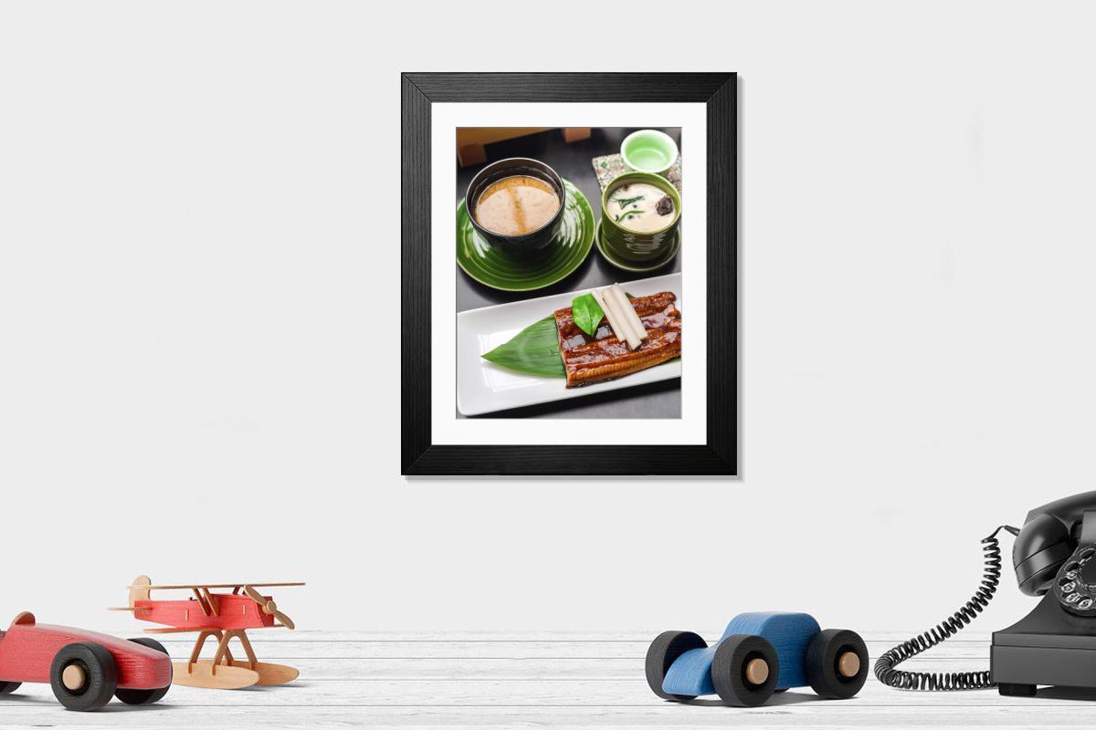 Shown hanging in a room: Modern 14"x12" (36x31cm)