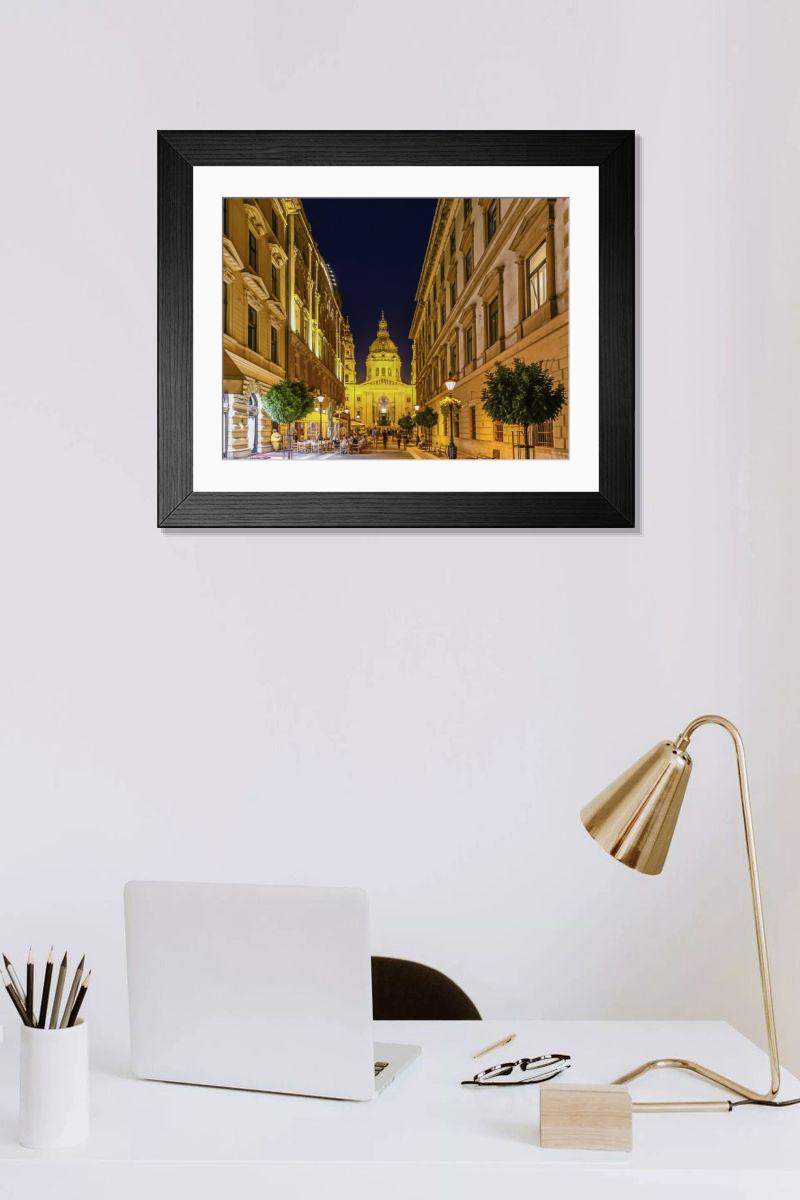 Shown hanging in a room: Modern 14"x12" (36x31cm)
