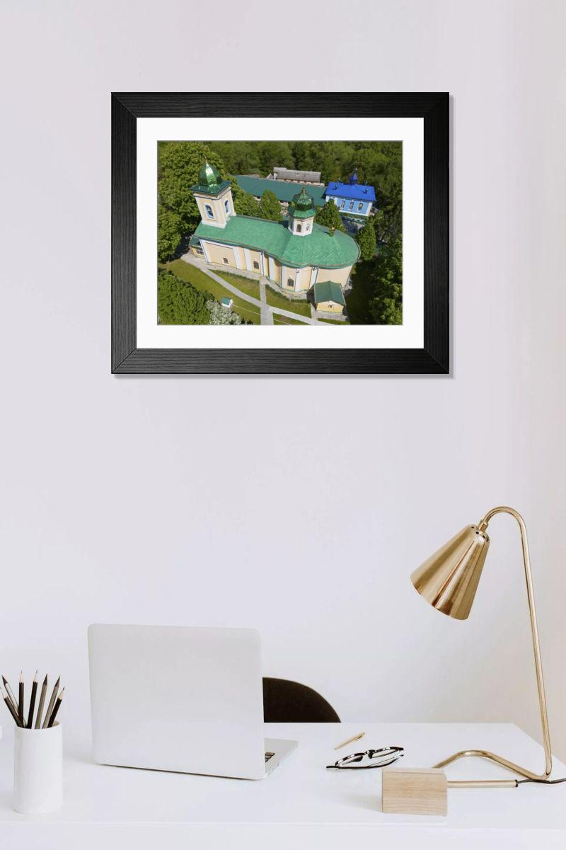 Shown hanging in a room: Modern 14"x12" (36x31cm)