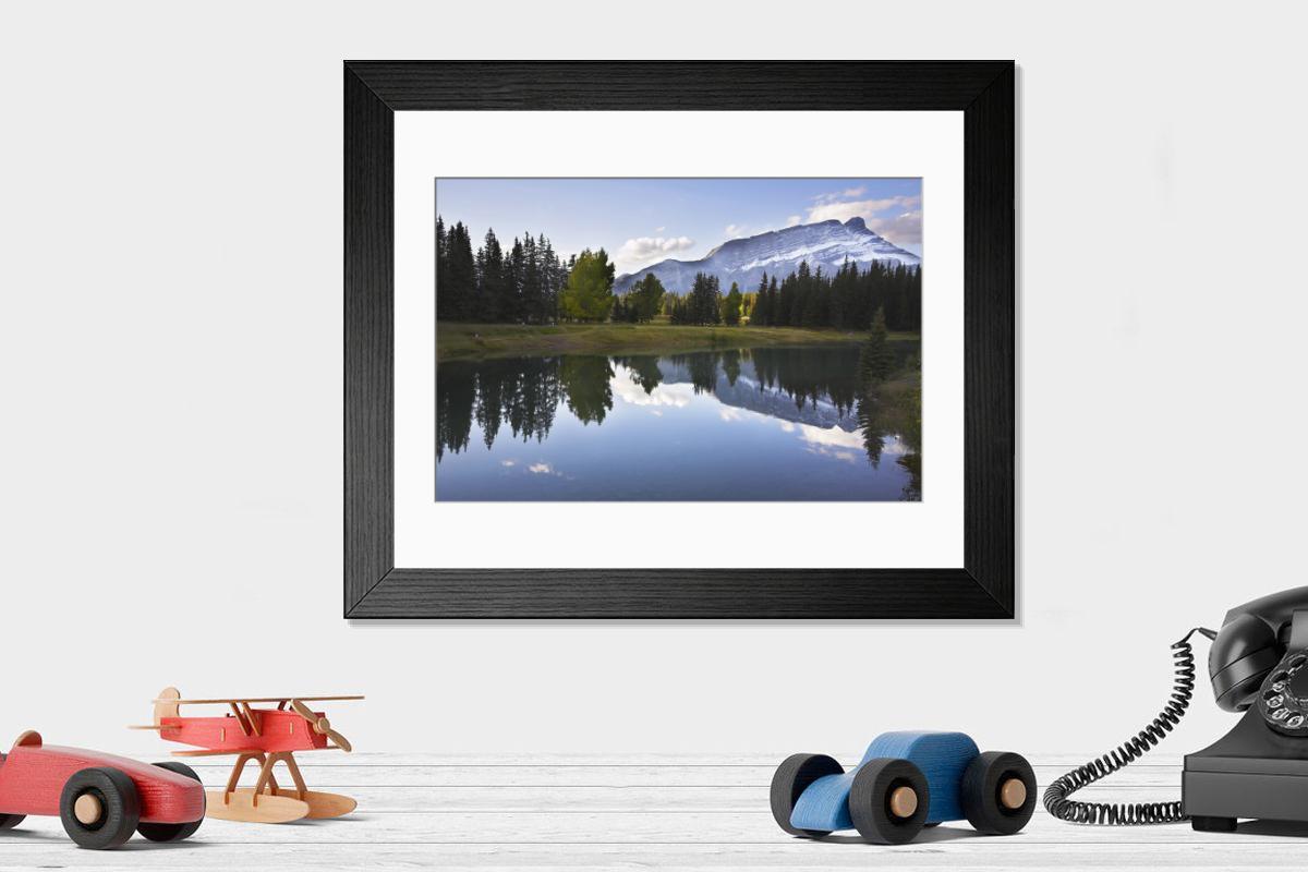 Shown hanging in a room: Modern 14"x12" (36x31cm)