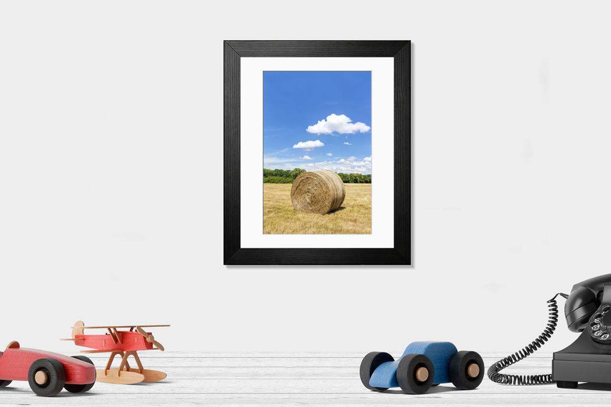 Shown hanging in a room: Modern 14"x12" (36x31cm)