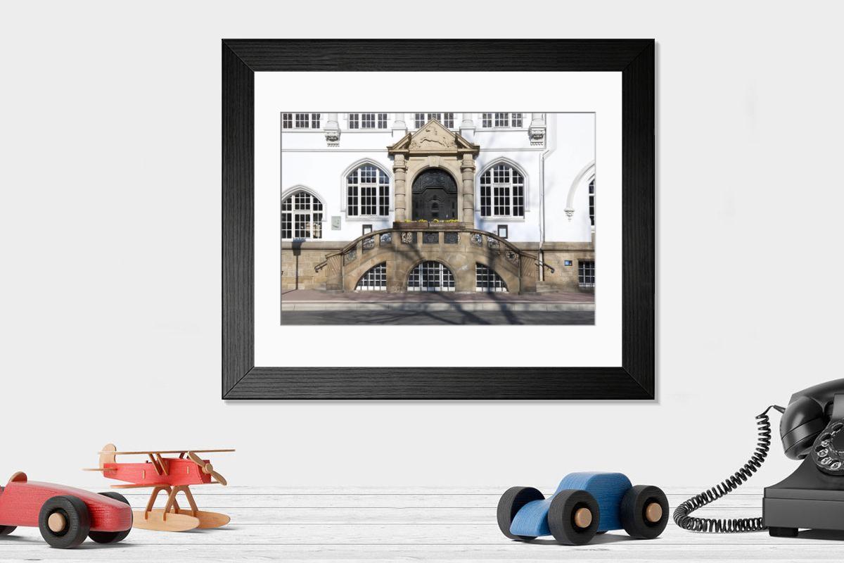Shown hanging in a room: Modern 14"x12" (36x31cm)