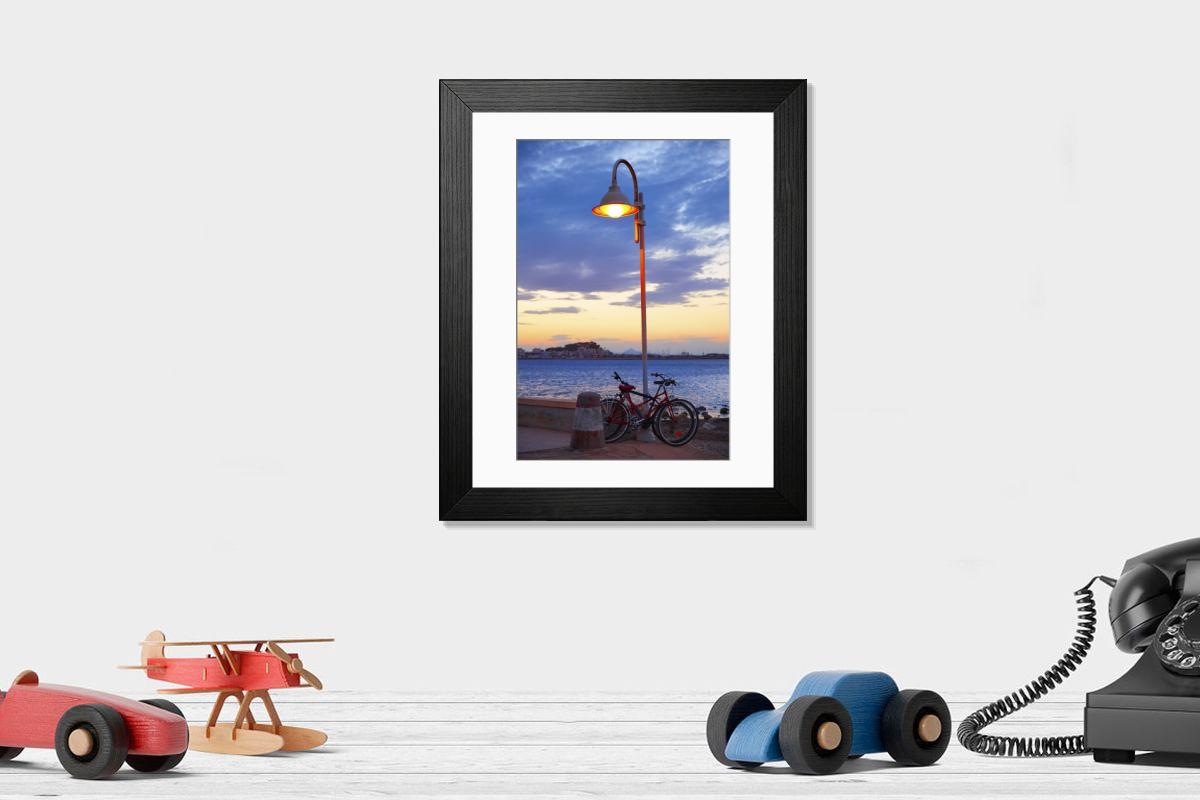 Shown hanging in a room: Modern 14"x12" (36x31cm)
