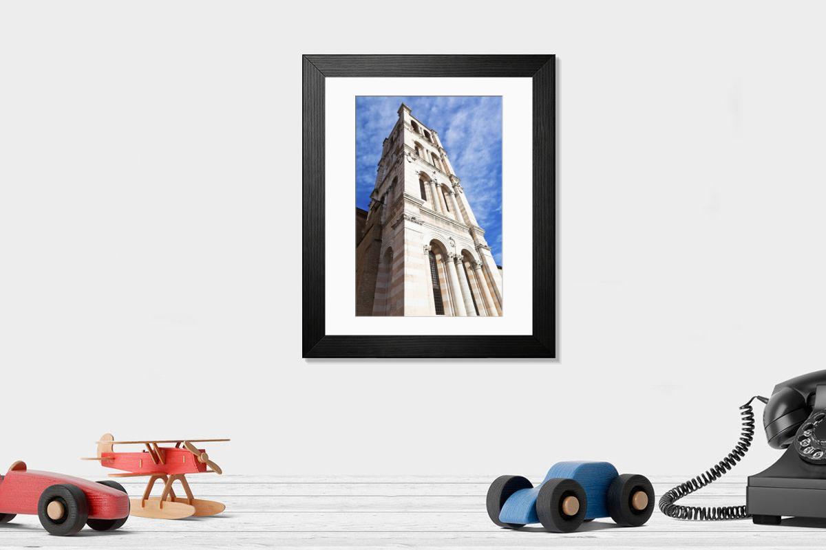 Shown hanging in a room: Modern 14"x12" (36x31cm)