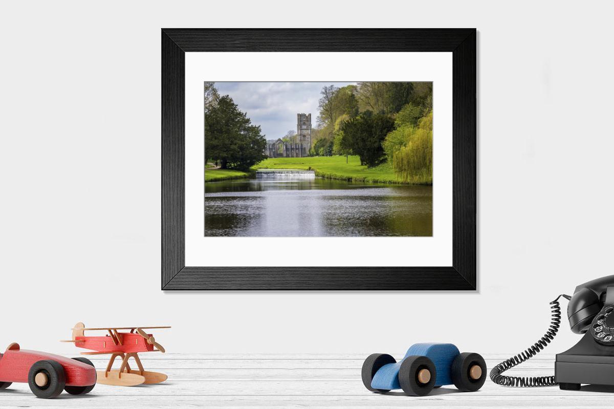 Shown hanging in a room: Modern 14"x12" (36x31cm)