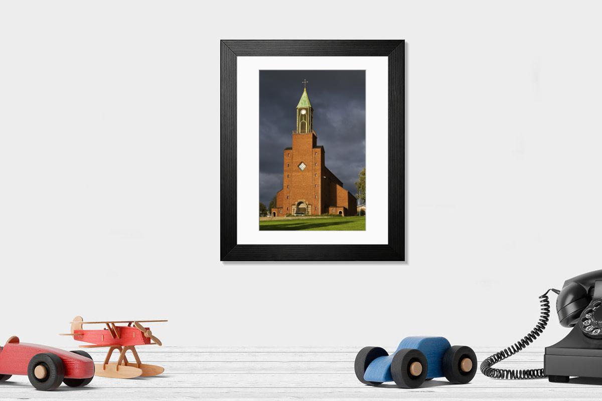 Shown hanging in a room: Modern 14"x12" (36x31cm)
