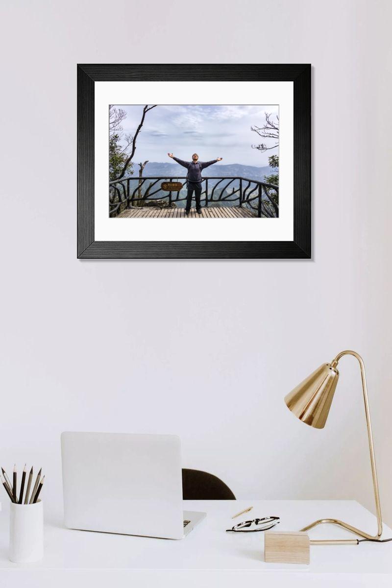 Shown hanging in a room: Modern 14"x12" (36x31cm)