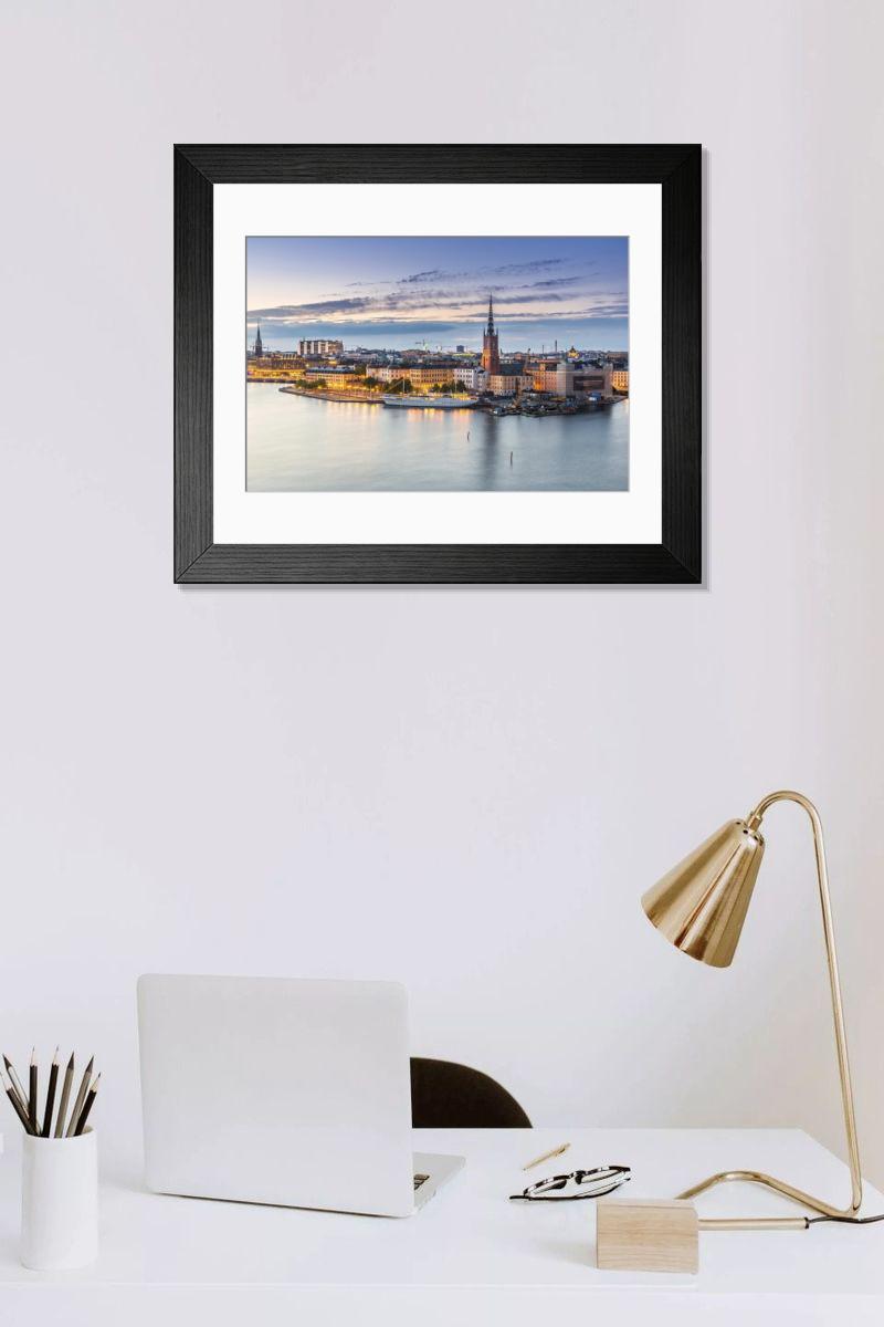 Shown hanging in a room: Modern 14"x12" (36x31cm)