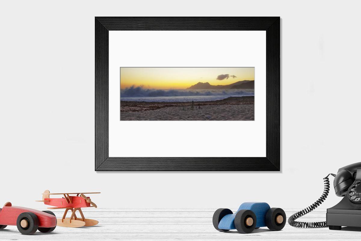 Shown hanging in a room: Modern 14"x12" (36x31cm)