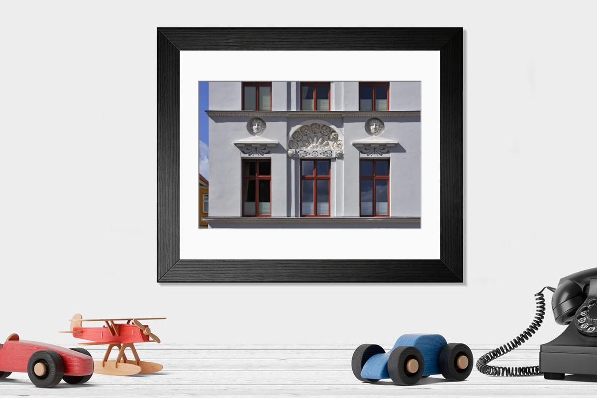 Shown hanging in a room: Modern 14"x12" (36x31cm)