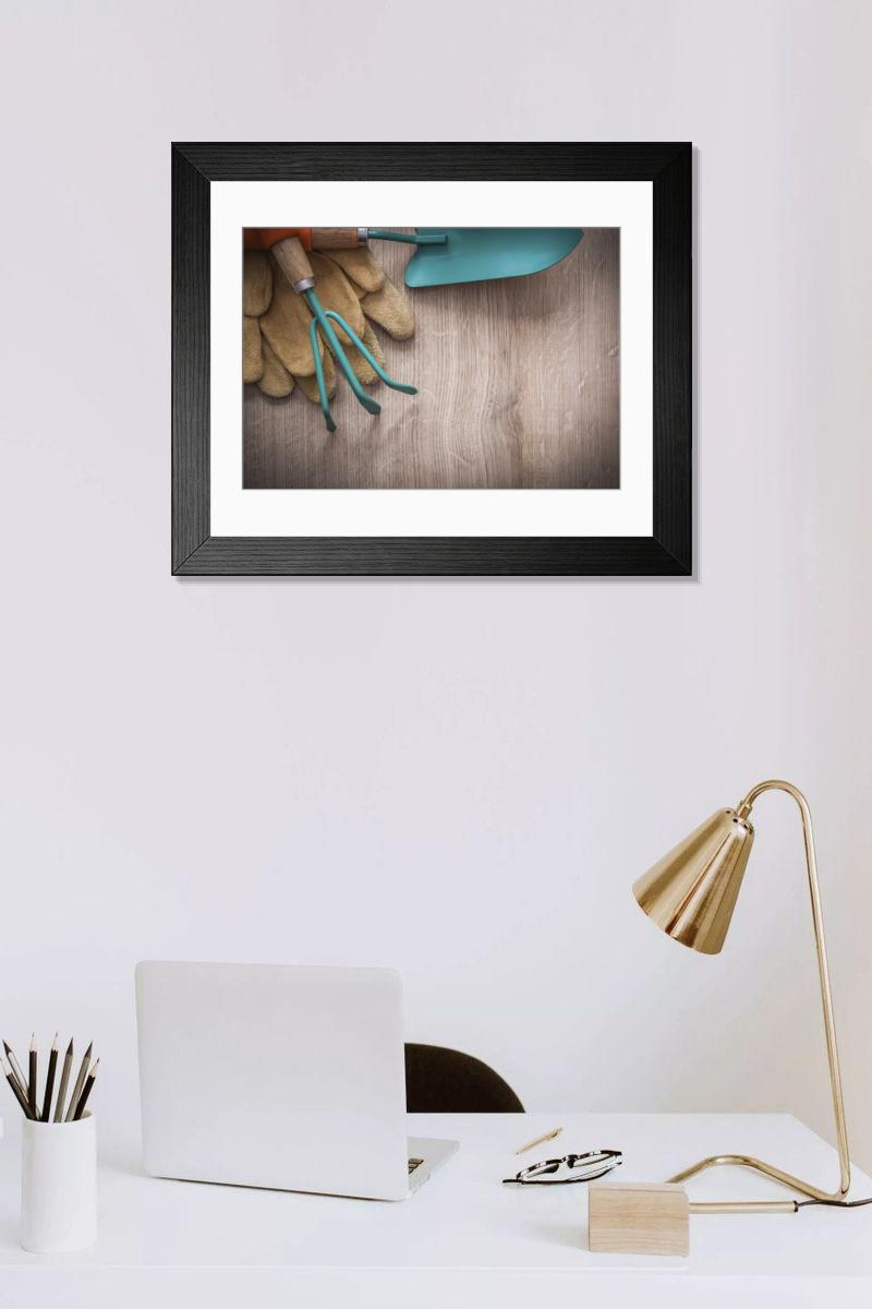 Shown hanging in a room: Modern 14"x12" (36x31cm)
