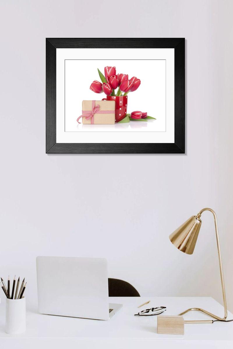 Shown hanging in a room: Modern 14"x12" (36x31cm)