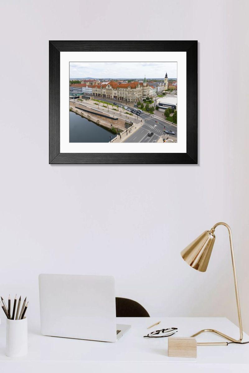 Shown hanging in a room: Modern 14"x12" (36x31cm)