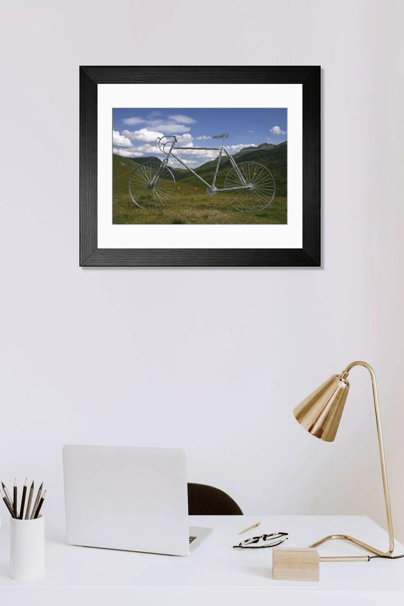 Shown hanging in a room: Modern 14"x12" (36x31cm)