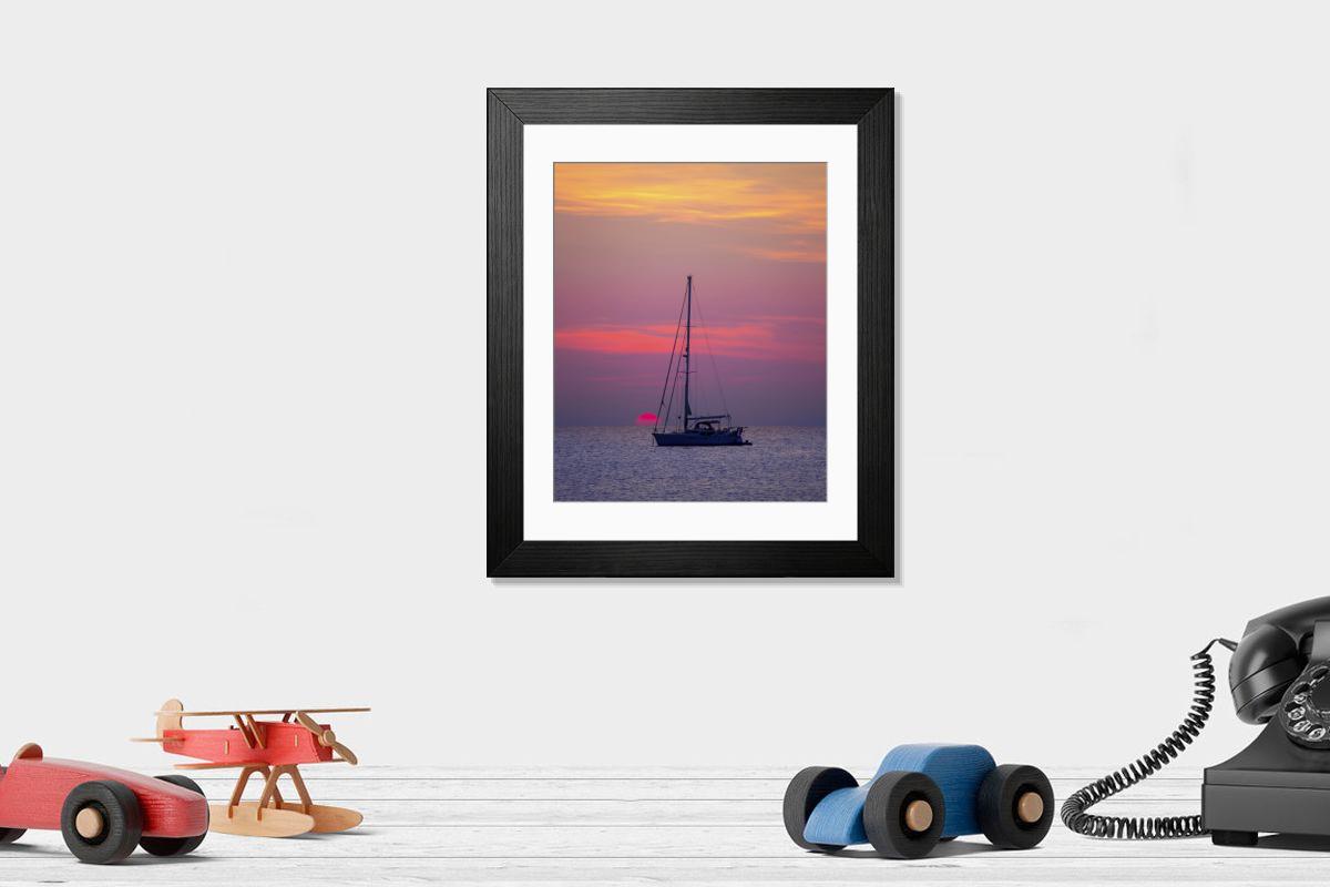Shown hanging in a room: Modern 14"x12" (36x31cm)