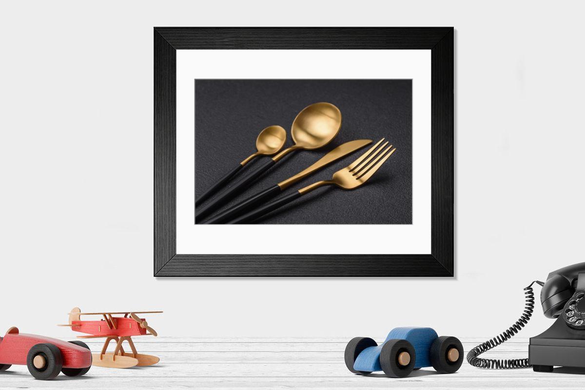 Shown hanging in a room: Modern 14"x12" (36x31cm)