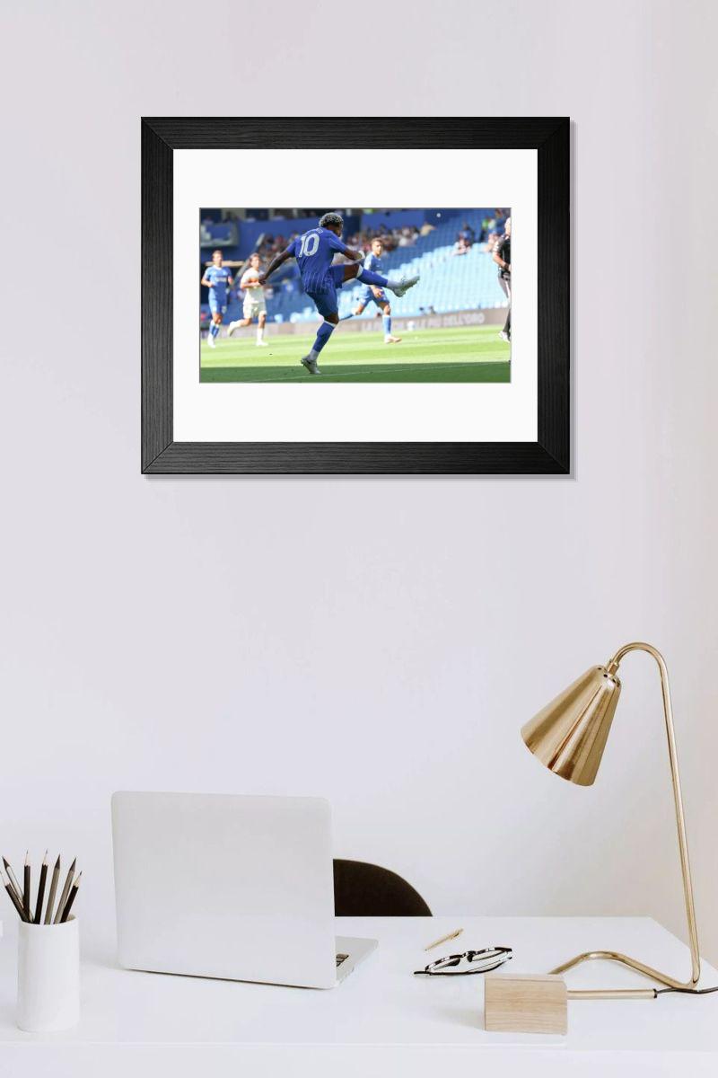 Shown hanging in a room: Modern 14"x12" (36x31cm)
